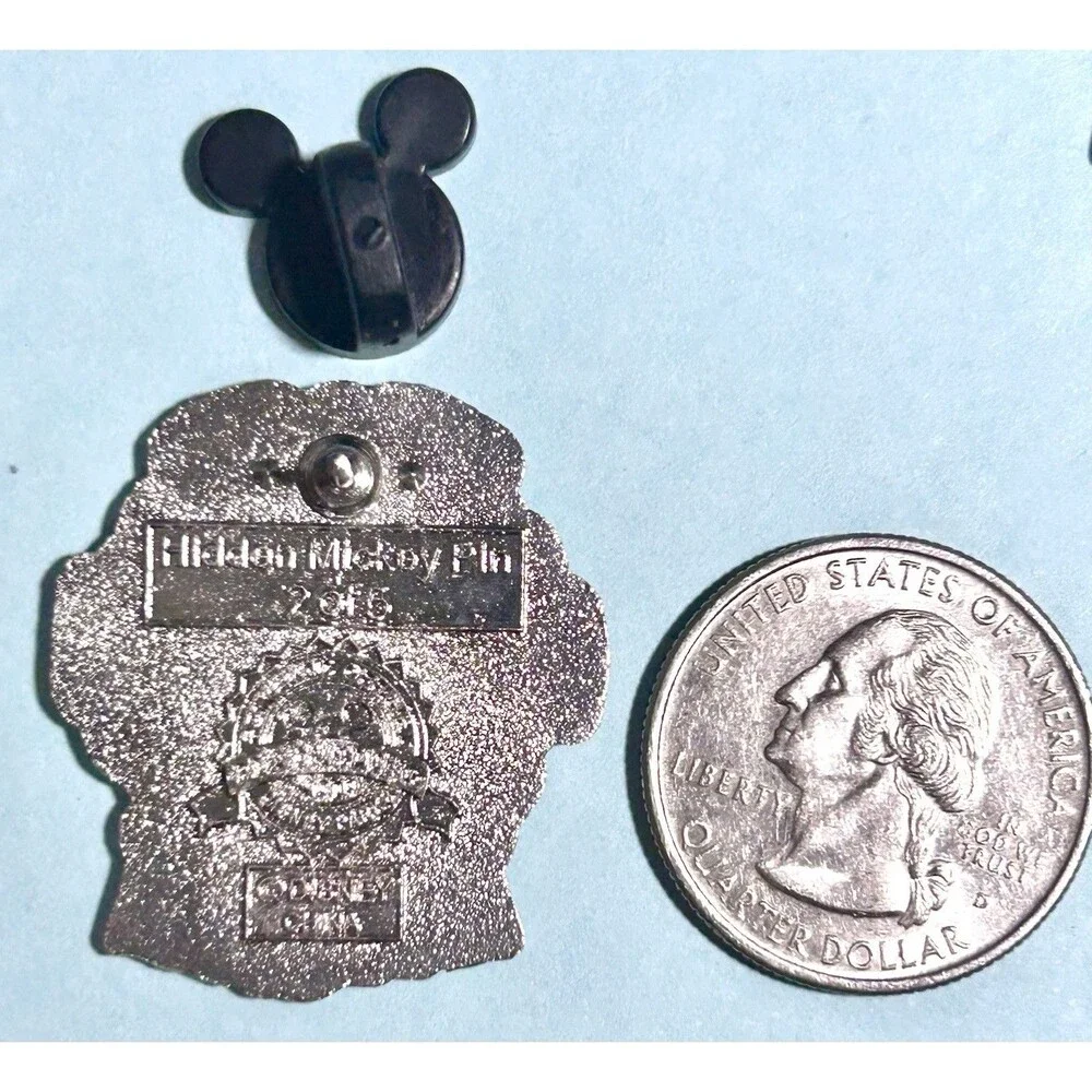 DISNEY Pin Trading,2010,Bedknobs & Broomsticks ,Mr. Codfish ,Hidden Mickey 2/6